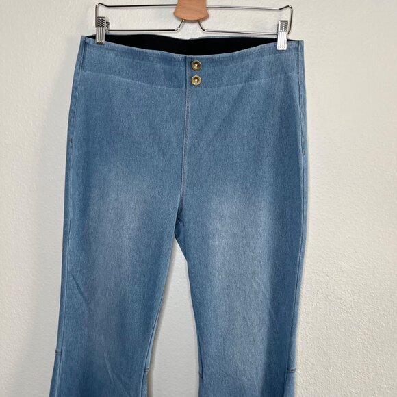 Halara Womens Bell Bottom Stretch Pull On Flare Jeans Light Wash XL - Picture 2 of 7